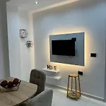 Infinity 아파트