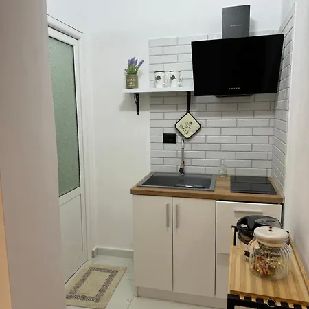 Infinity ساراندا