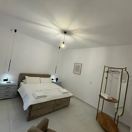 Infinity ساراندا